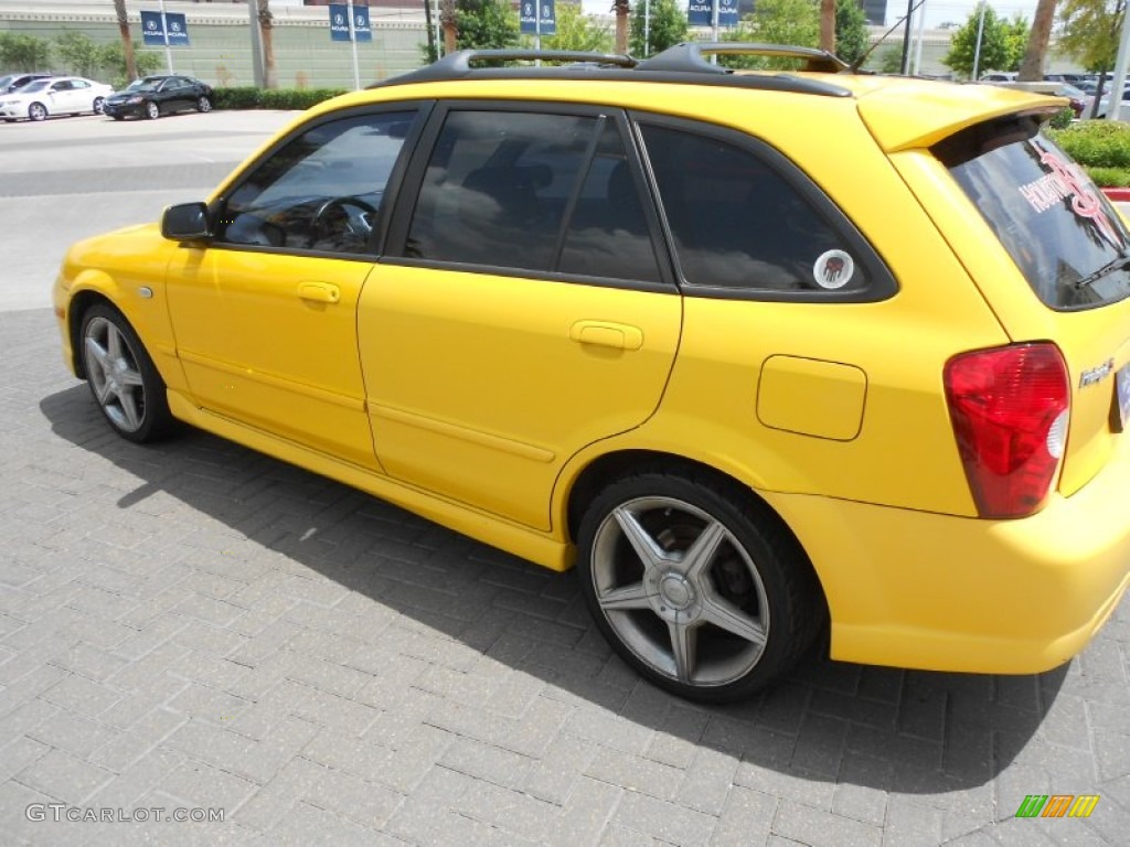 2003 Protege 5 Wagon - Vivid Yellow / Off Black photo #5