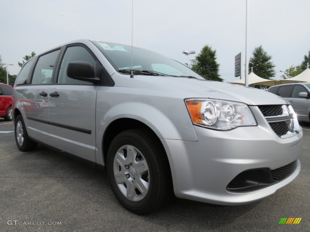 2012 Grand Caravan SE - Bright Silver Metallic / Black/Light Graystone photo #4