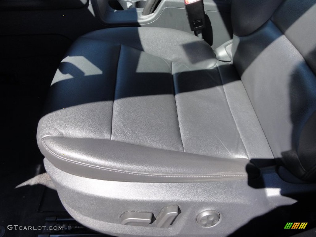 2008 A3 2.0T - Ice Silver Metallic / Black photo #16