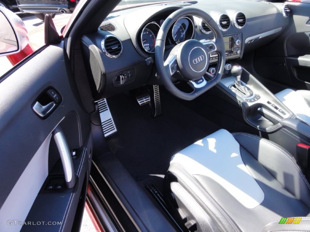 2011 TT S 2.0T quattro Roadster - Volcano Red Metallic / Black/Spectra Silver photo #52