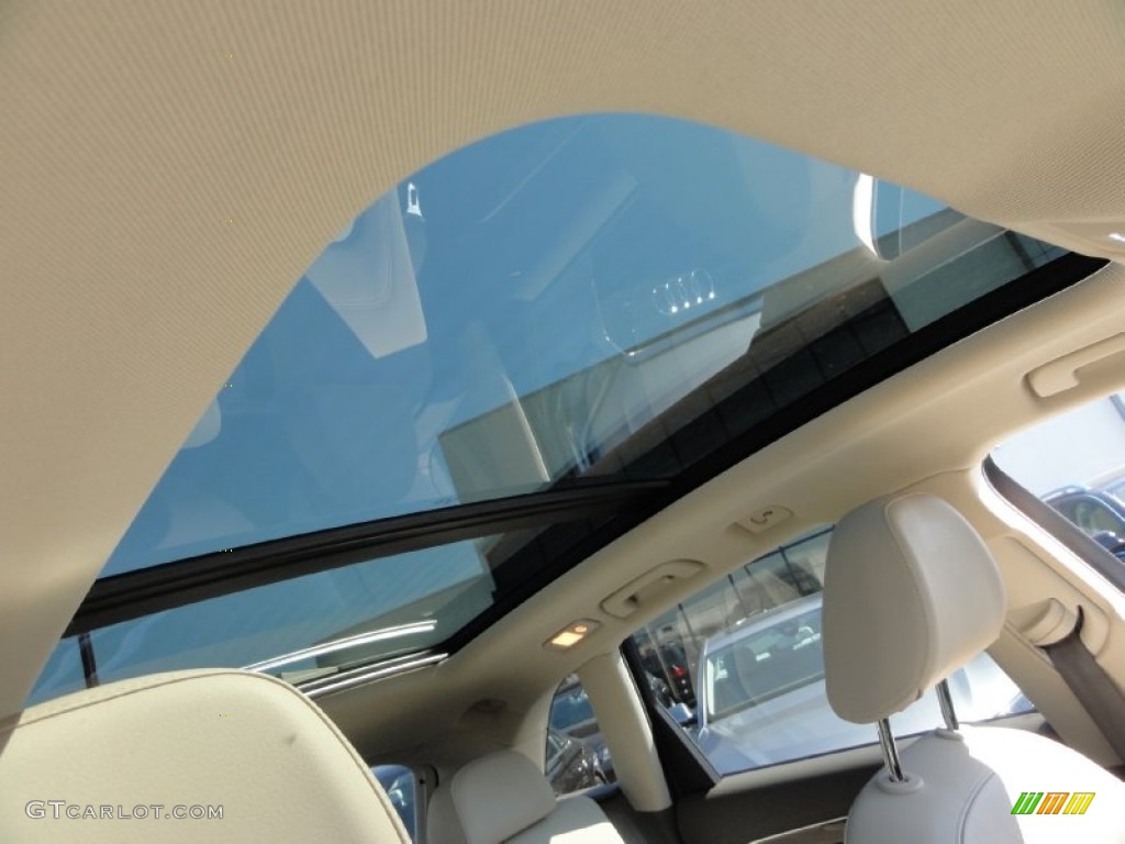 2011 Audi Q5 2.0T quattro Sunroof Photo #67480858