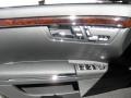 Black - S 550 Sedan Photo No. 6