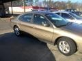 2002 Arizona Beige Metallic Ford Taurus SES  photo #2