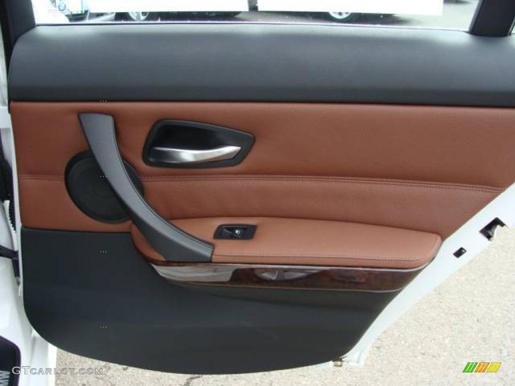 2006 3 Series 330i Sedan - Alpine White / Terra/Black Dakota Leather photo #19