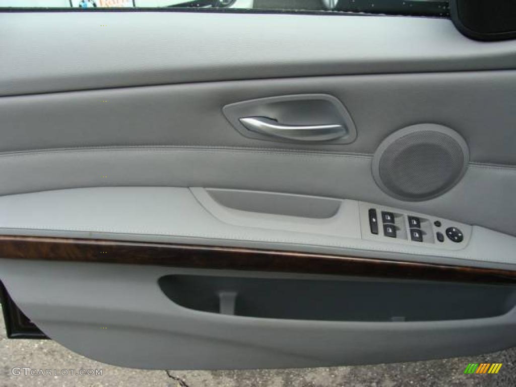 2006 3 Series 325i Sedan - Jet Black / Grey photo #9