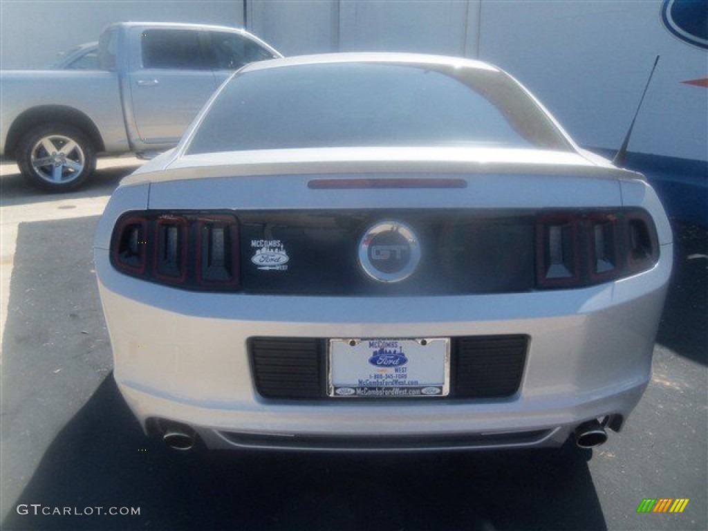 2013 Mustang GT Coupe - Ingot Silver Metallic / Charcoal Black photo #4