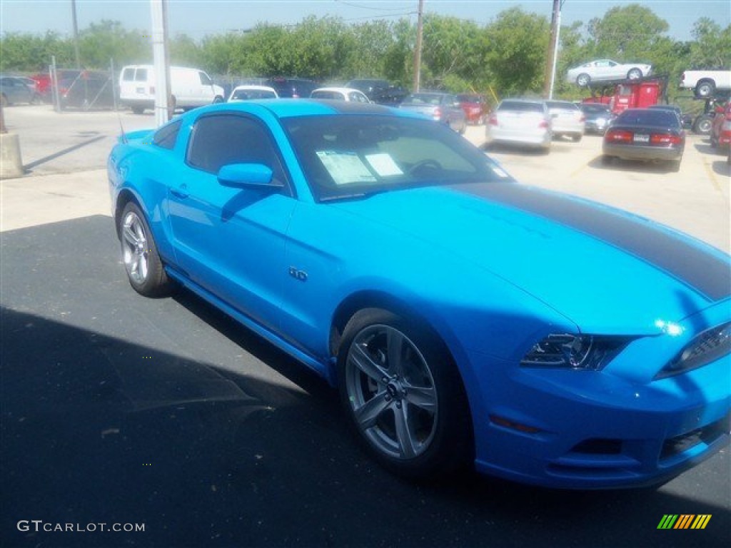 2013 Mustang GT Premium Coupe - Grabber Blue / Charcoal Black photo #7