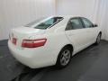 Super White - Camry LE Photo No. 27
