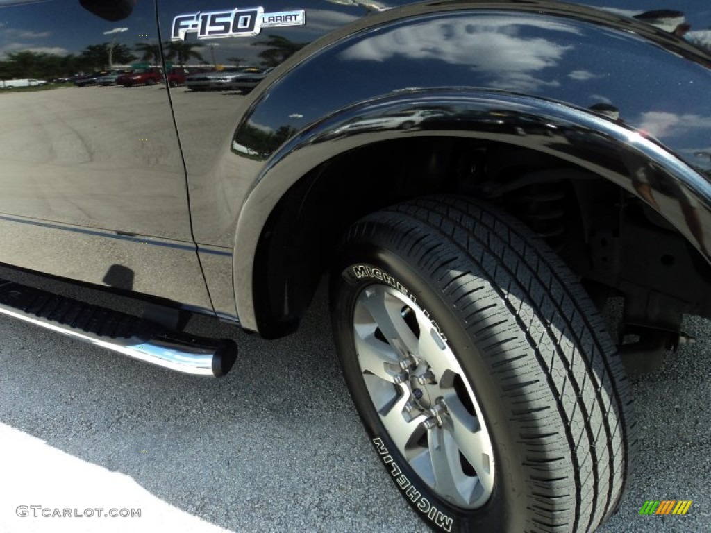 2010 F150 Lariat SuperCab - Tuxedo Black / Black photo #25