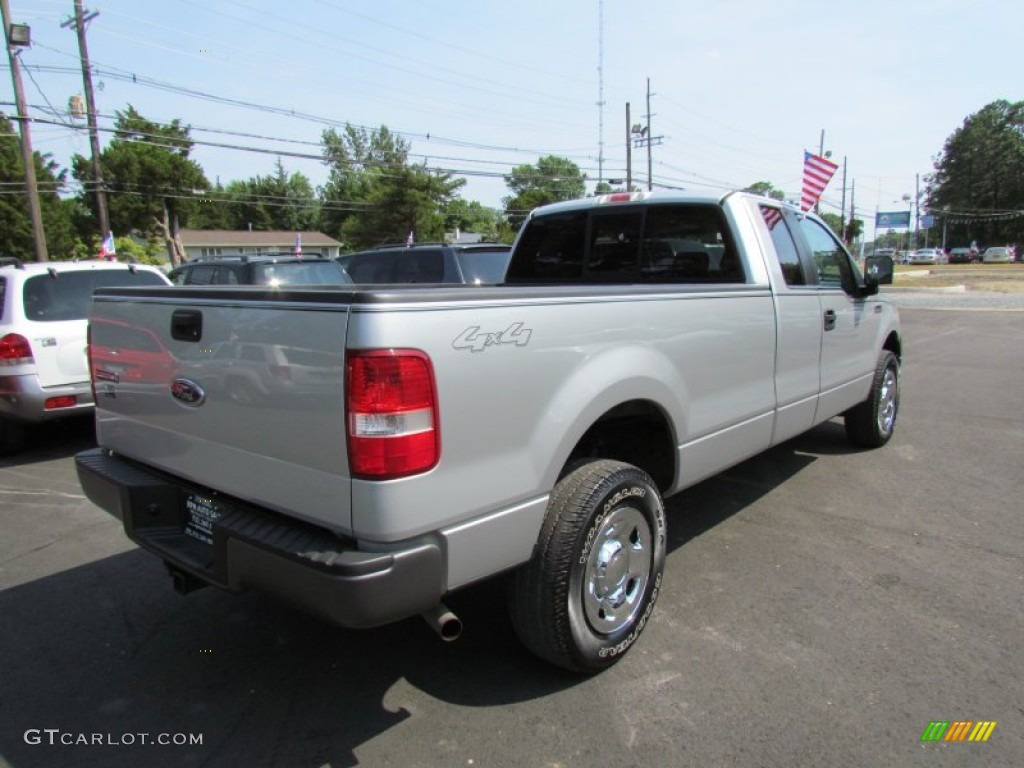 2005 F150 XL SuperCab 4x4 - Silver Metallic / Medium Flint Grey photo #7