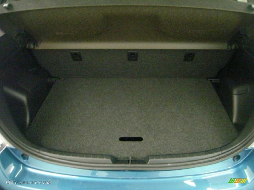 2012 Toyota Yaris L 3 Door Trunk Photos