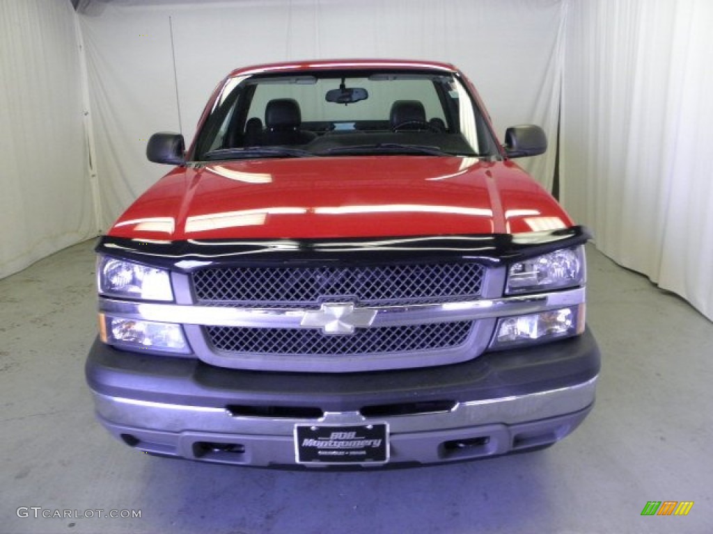 2005 Silverado 1500 Regular Cab 4x4 - Victory Red / Dark Charcoal photo #2