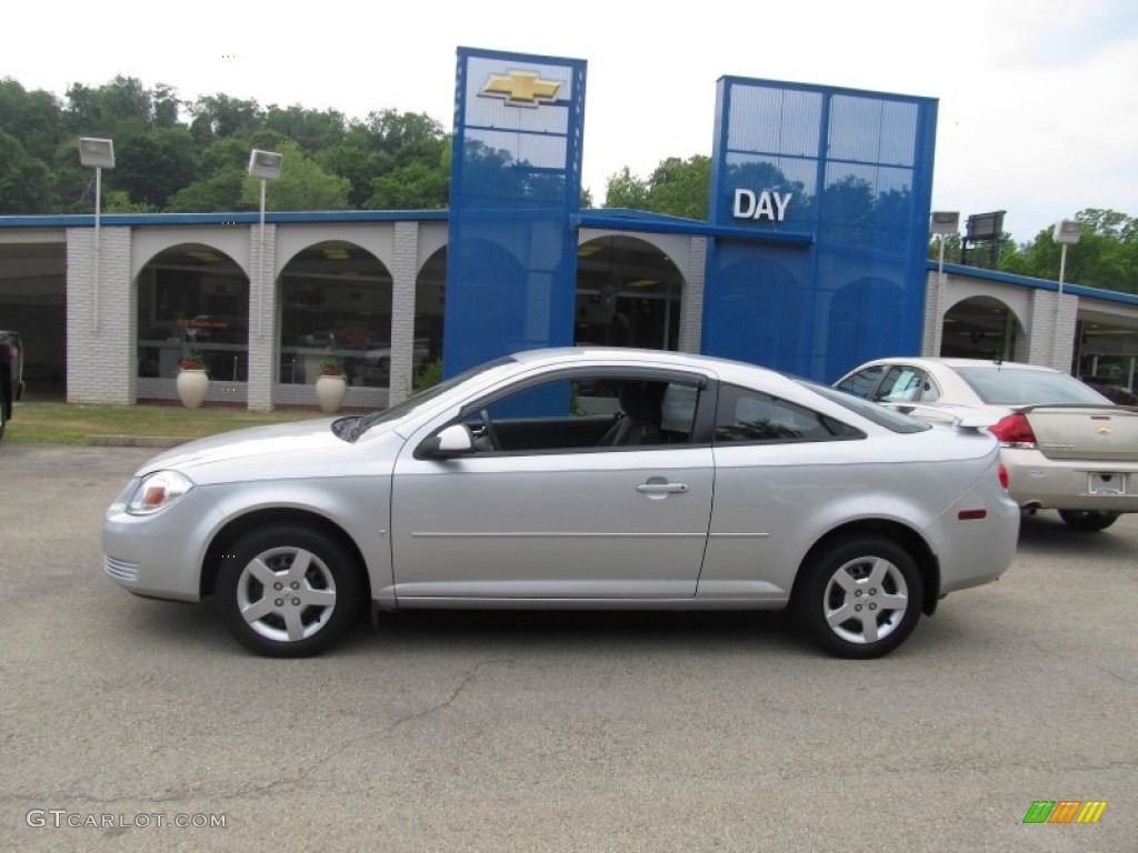 2007 Cobalt LT Coupe - Ultra Silver Metallic / Gray photo #2