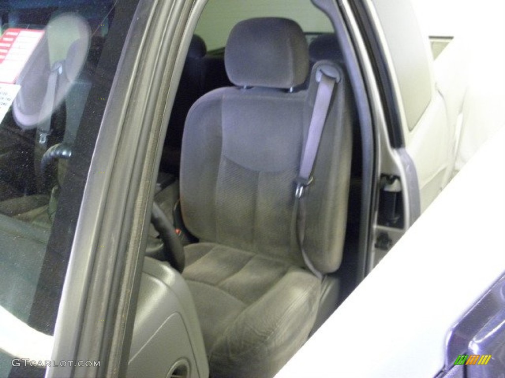 2003 Silverado 2500HD LS Extended Cab 4x4 - Light Pewter Metallic / Dark Charcoal photo #18