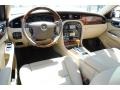 Winter Gold Metallic - XJ XJ8 L Photo No. 26