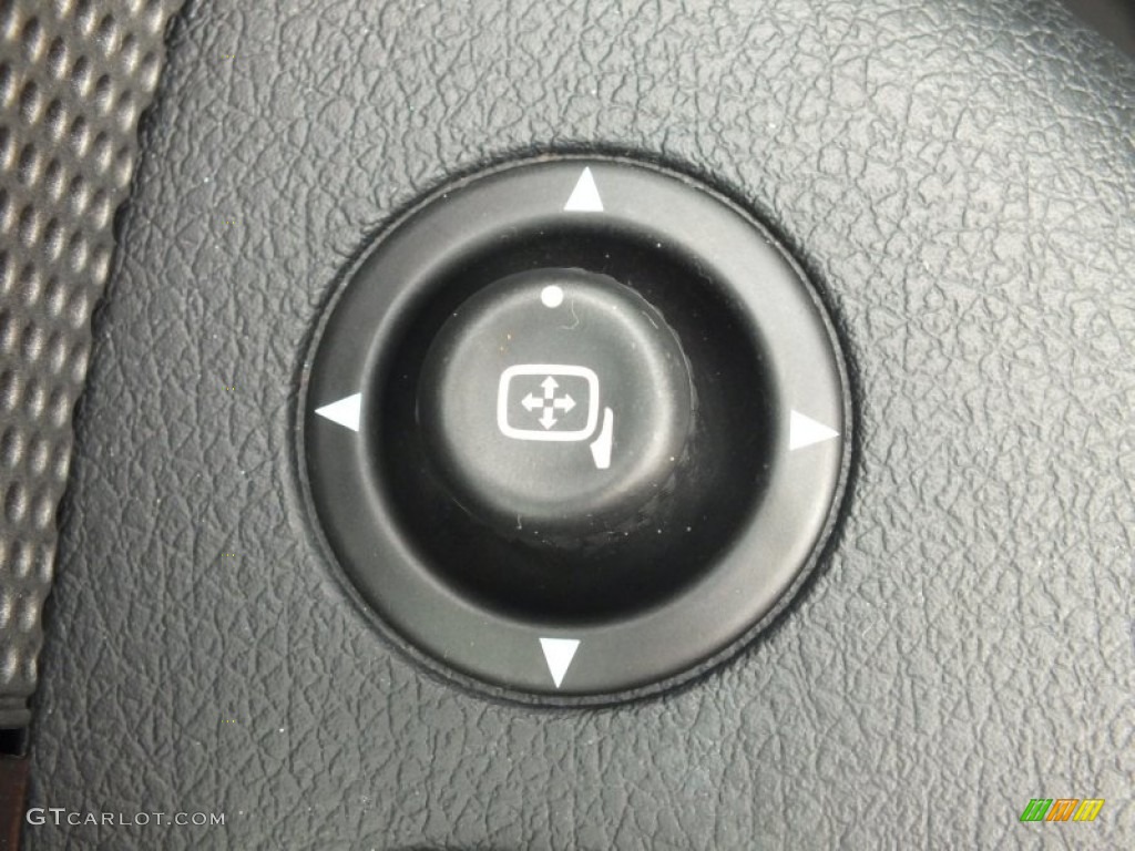 2006 Lincoln Mark LT SuperCrew Controls Photo #67501894