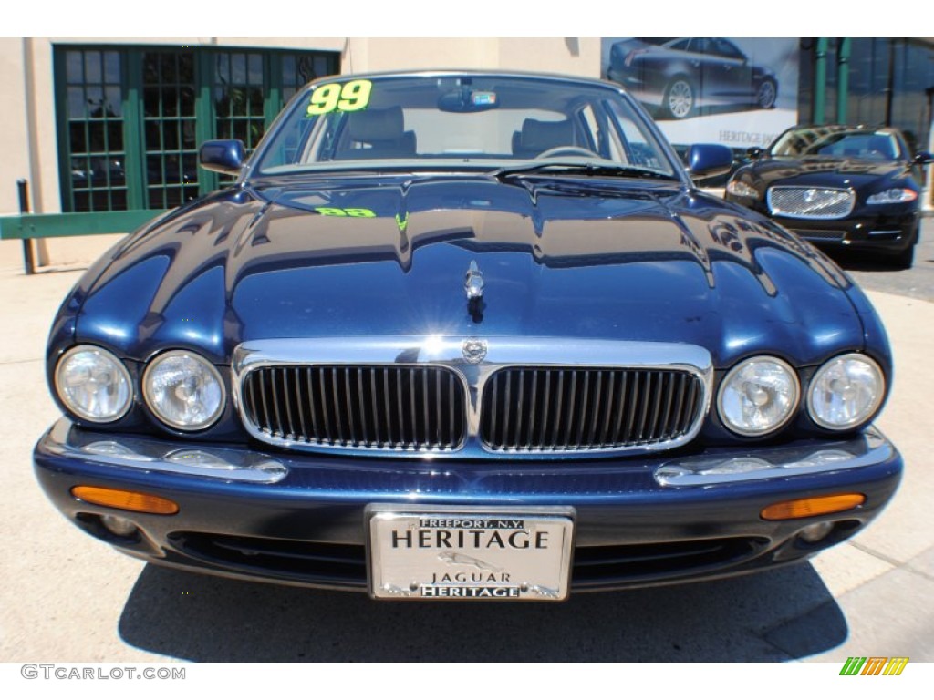 1999 XJ XJ8 - Sapphire Blue Metallic / Oatmeal photo #2