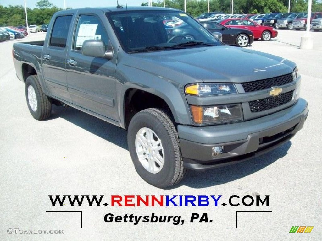 Dark Gray Metallic Chevrolet Colorado