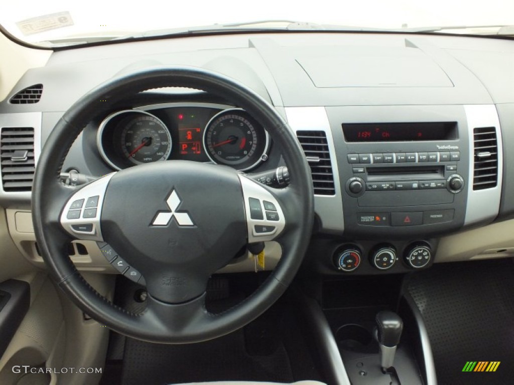 2007 Outlander LS 4WD - Desert Sand Metallic / Beige photo #27