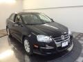 Black - Jetta SE Sedan Photo No. 2