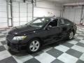 Black - Camry SE Photo No. 4