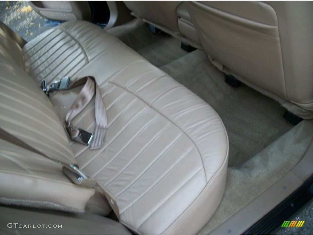 1996 Buick Roadmaster Estate Collectors Edition Wagon Rear Seat Photo #67503329