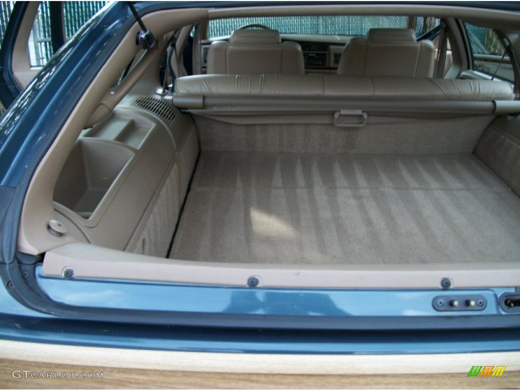 1996 Buick Roadmaster Estate Collectors Edition Wagon Trunk Photo #67503416