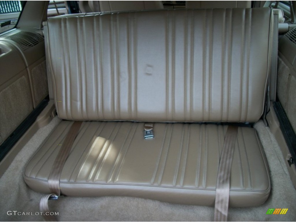 1996 Buick Roadmaster Estate Collectors Edition Wagon Rear Seat Photo #67503476