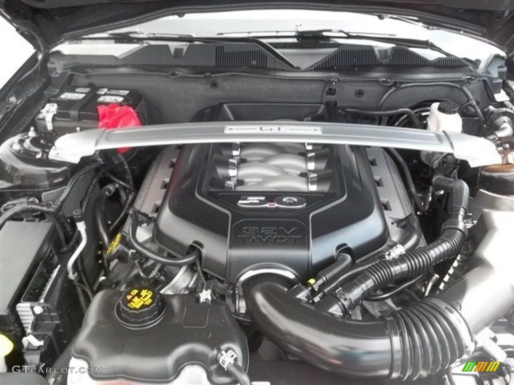 2011 Ford Mustang GT/CS California Special Coupe 5.0 Liter DOHC 32-Valve TiVCT V8 Engine Photo #67503611