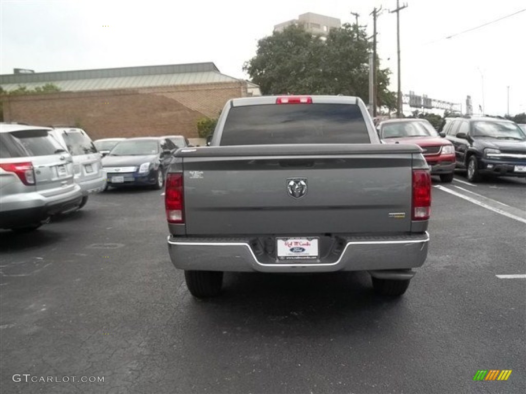 2010 Ram 1500 ST Crew Cab - Mineral Gray Metallic / Dark Slate/Medium Graystone photo #4