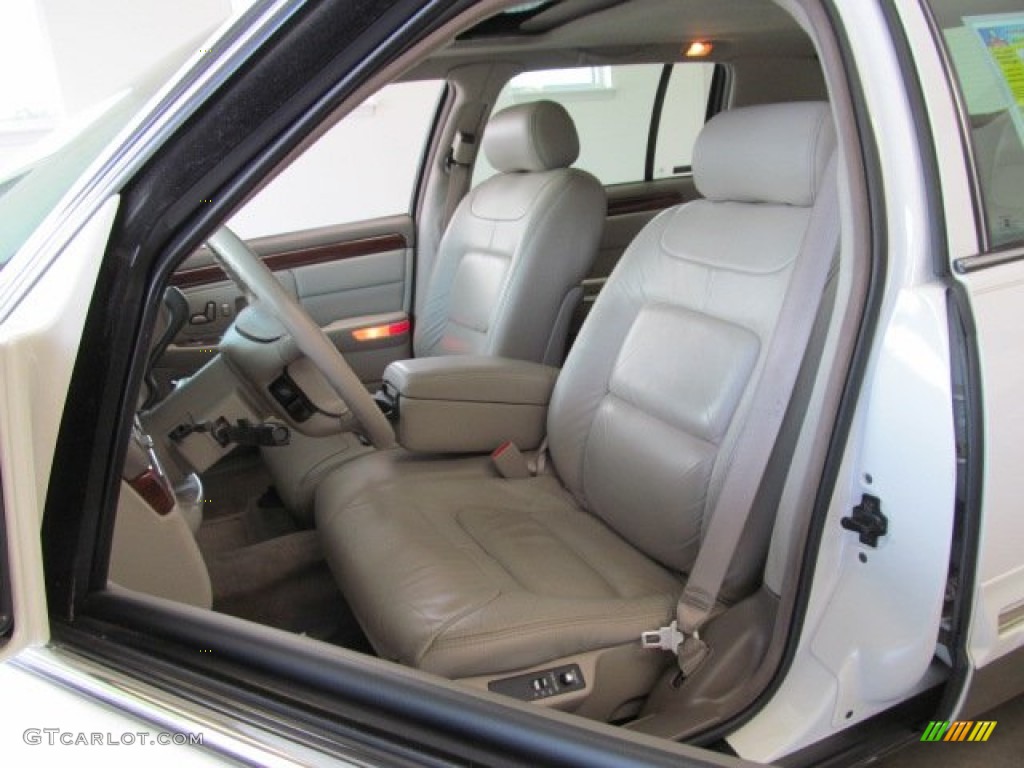 1998 DeVille Sedan - White Diamond Pearl / Camel photo #9