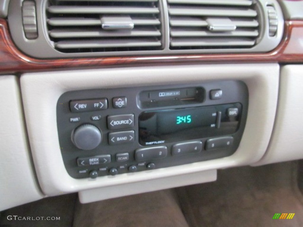 1998 DeVille Sedan - White Diamond Pearl / Camel photo #15