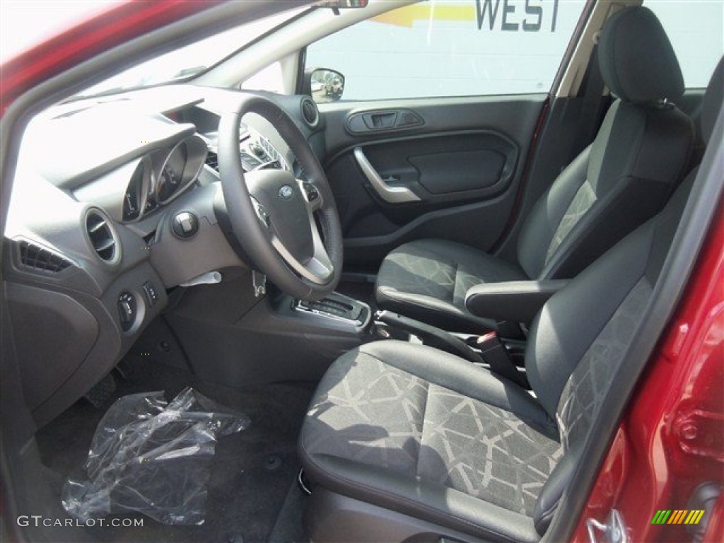 Charcoal Black Interior 2013 Ford Fiesta SE Sedan Photo #67505204