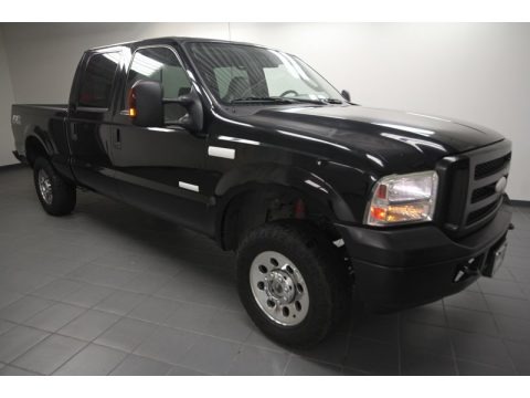 2006 Ford F250 Super Duty XLT FX4 Crew Cab 4x4 Data, Info and Specs
