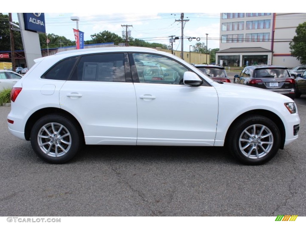 2009 Q5 3.2 Premium quattro - Ibis White / Black photo #2