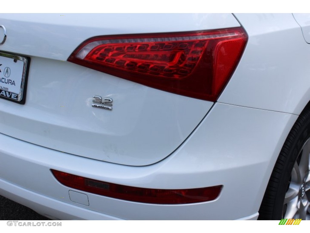 2009 Q5 3.2 Premium quattro - Ibis White / Black photo #22