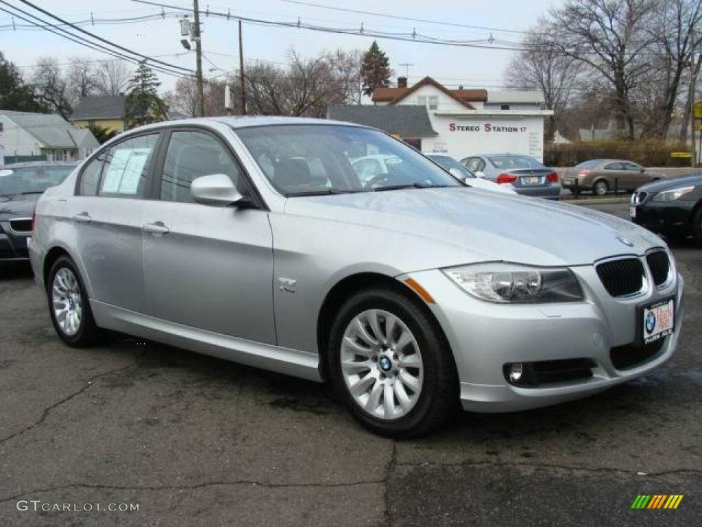 2009 3 Series 328xi Sedan - Titanium Silver Metallic / Black photo #2