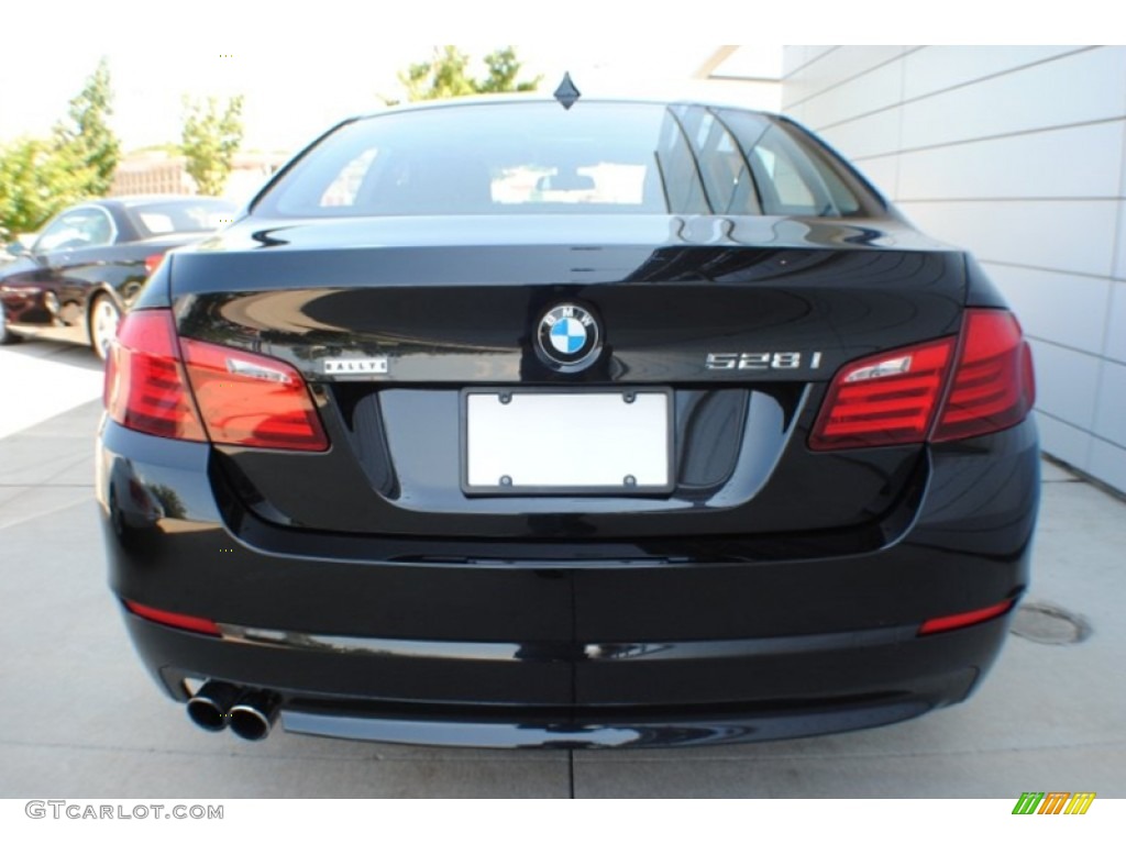 2012 5 Series 528i xDrive Sedan - Black Sapphire Metallic / Black photo #5