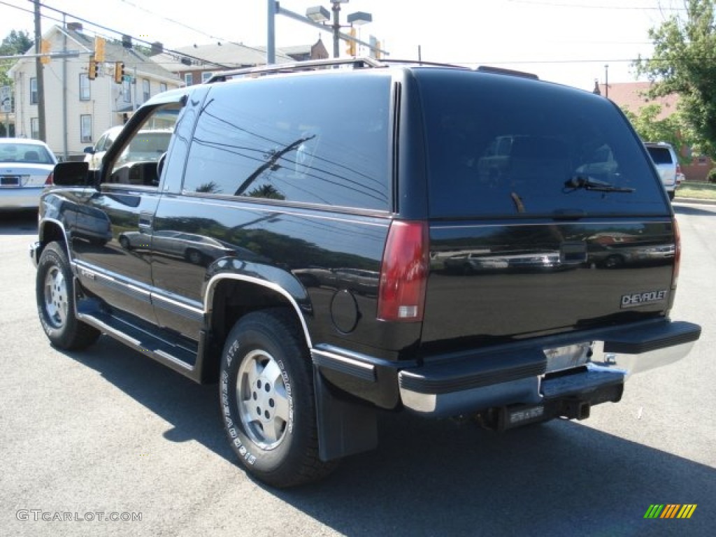 Onyx Black 1995 Chevrolet Tahoe LS 4x4 Exterior Photo #67516350