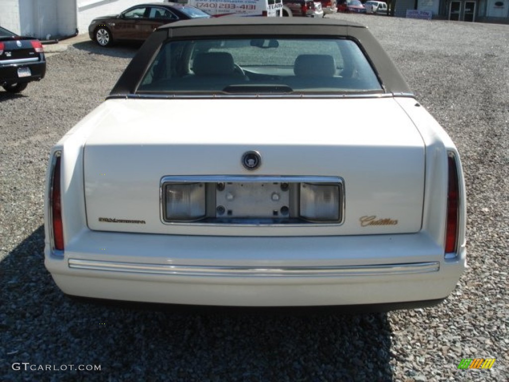 1998 DeVille Sedan - White Diamond Pearl / Shale photo #5