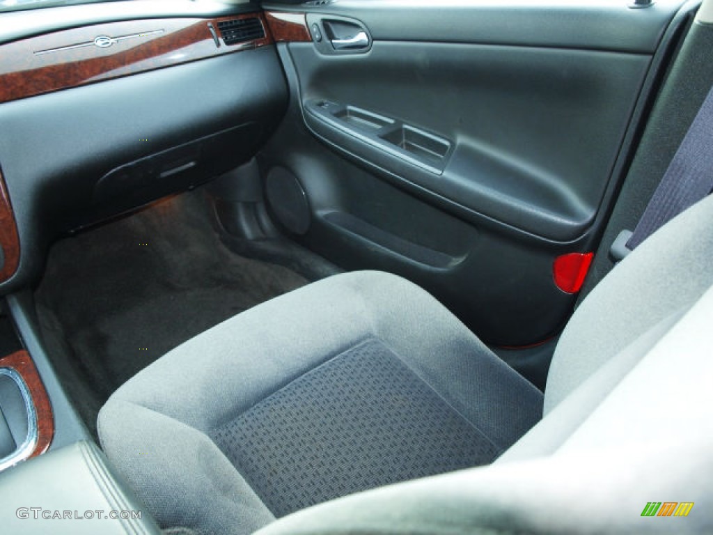 2011 Impala LT - Victory Red / Ebony photo #12
