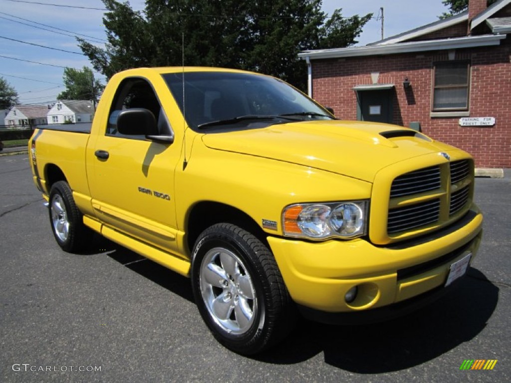 2004 Ram 1500 Rumble Bee Regular Cab 4x4 - Solar Yellow / Dark Slate Gray/Yellow Accents photo #12