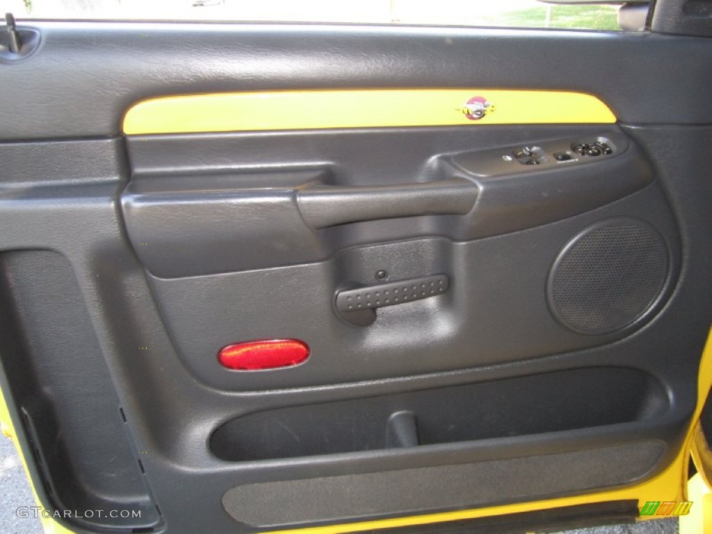 2004 Ram 1500 Rumble Bee Regular Cab 4x4 - Solar Yellow / Dark Slate Gray/Yellow Accents photo #25