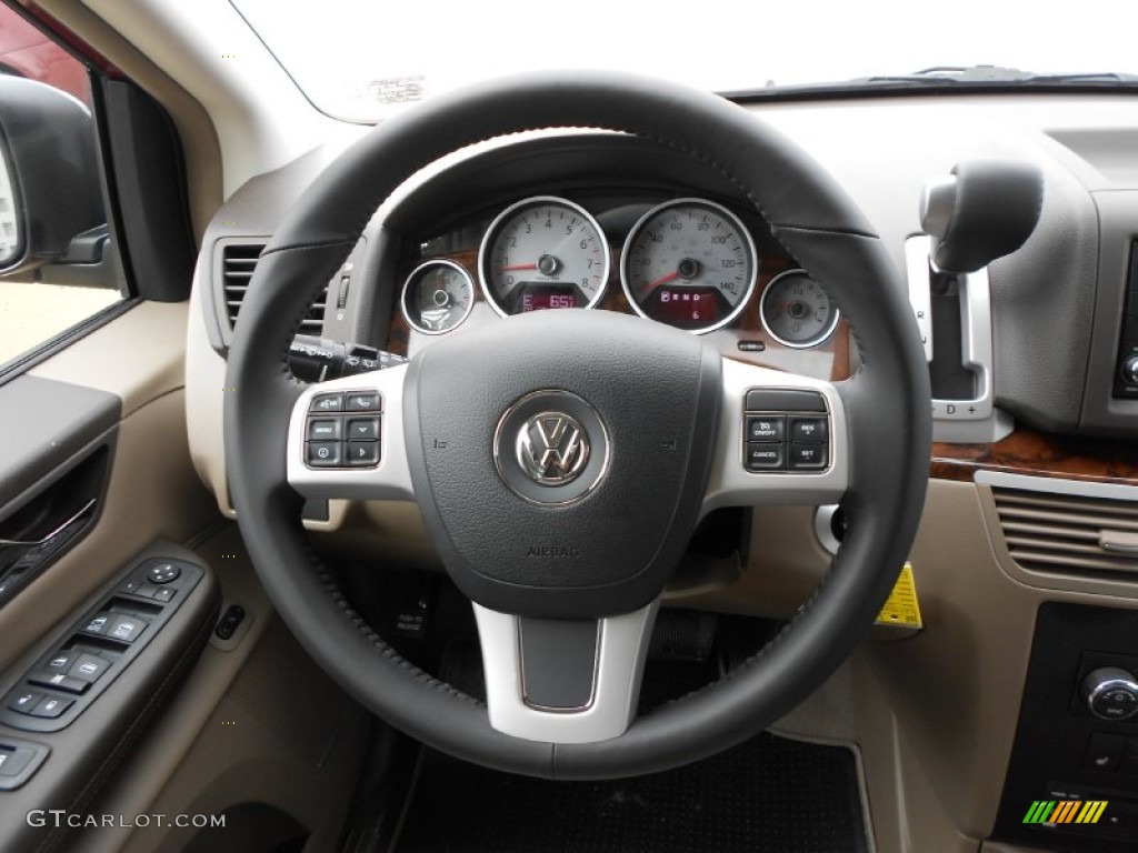 2012 Volkswagen Routan SEL Premium Sierra Sand Steering Wheel Photo #67522499