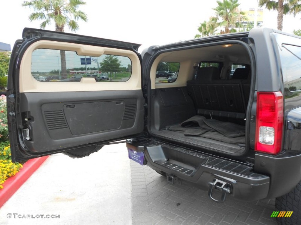 2007 Hummer H3 Standard H3 Model Trunk Photo #67523477