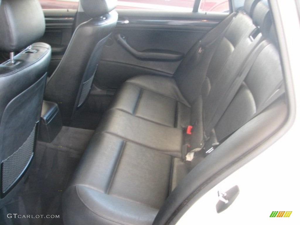 2001 BMW 3 Series 325xi Wagon Rear Seat Photo #67525628