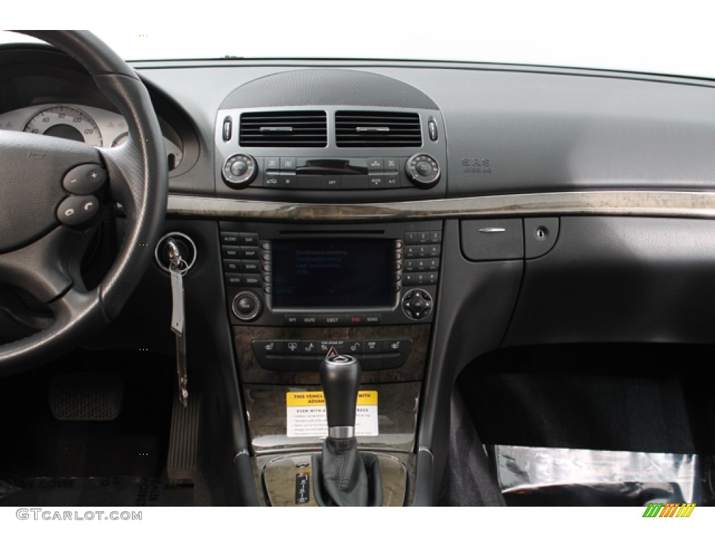 2007 E 350 4Matic Sedan - Sienna Black Metallic / Black photo #9