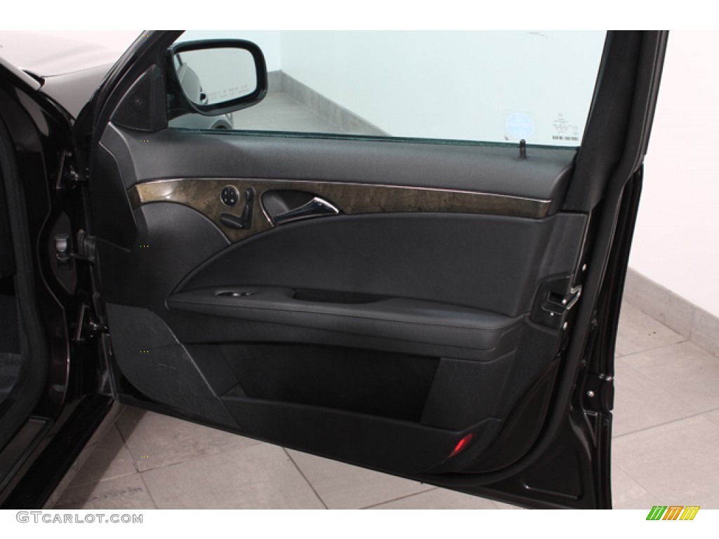 2007 E 350 4Matic Sedan - Sienna Black Metallic / Black photo #13