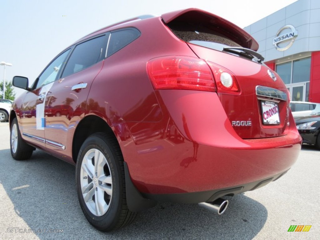 2012 Rogue SV - Cayenne Red / Black photo #3