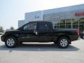 Galaxy Black - Titan SV Crew Cab Photo No. 2